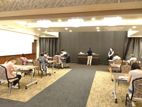 幸せてまりづくりのイベントを開催しました